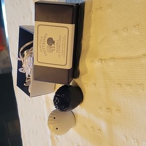 Mini Salt n Pepper shakers,Nautical,Shells,never used,NWT